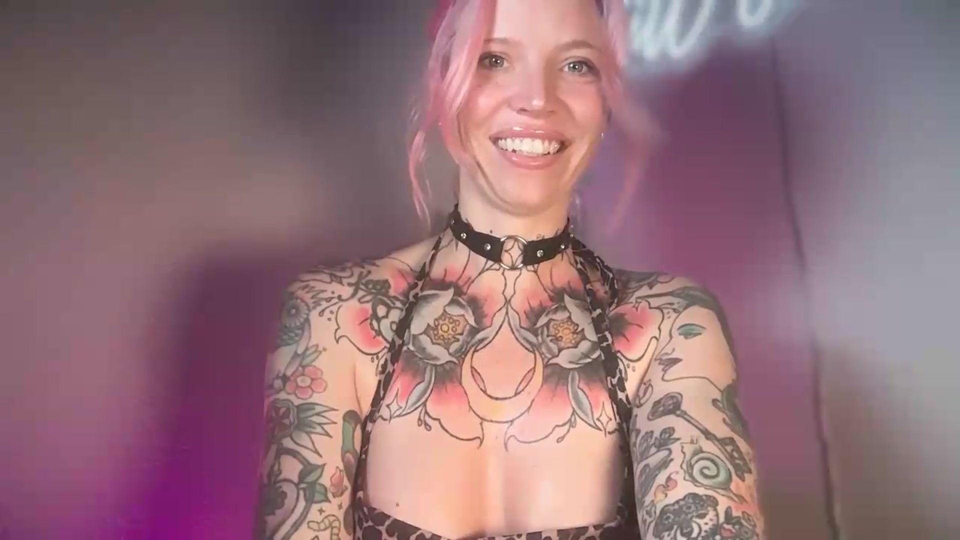Gallery image thumbnail from Kittjones33's myfreecams stream on, 08/23/2026, 12:02 image 7 of 20