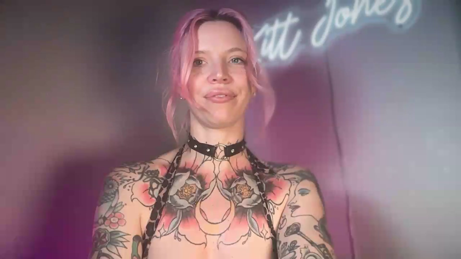 Gallery image thumbnail from Kittjones33's myfreecams stream on, 08/23/2026, 12:51 image 9 of 20