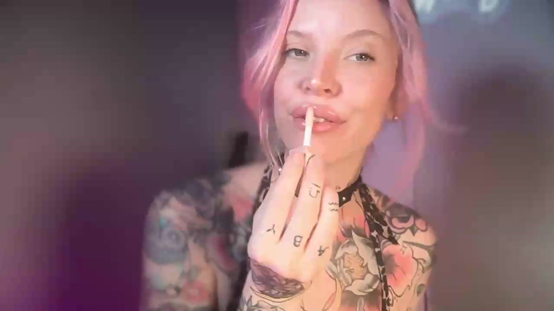 Gallery image thumbnail from Kittjones33's myfreecams stream on, 08/23/2026, 12:51 image 13 of 20