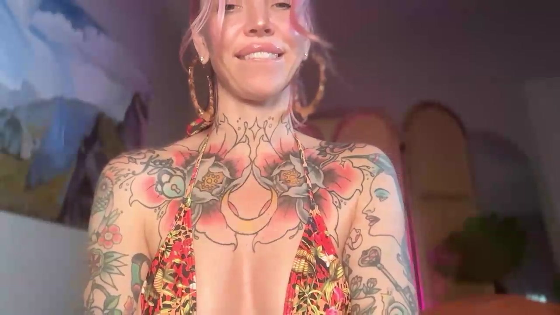 Gallery image thumbnail from Kittjones33's myfreecams stream on, 08/23/2026, 17:56 image 13 of 20
