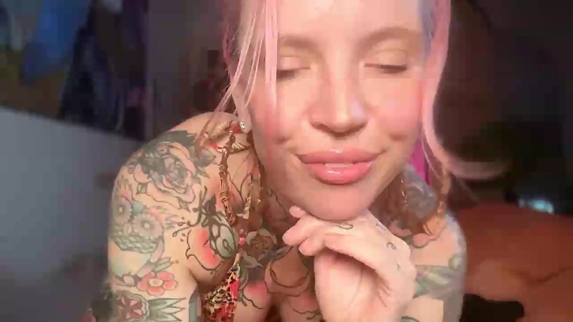 Gallery image thumbnail from Kittjones33's myfreecams stream on, 08/23/2026, 18:22 image 14 of 20