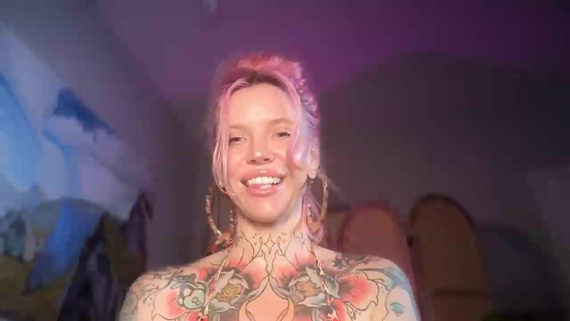 Gallery image thumbnail from Kittjones33's myfreecams stream on, 08/23/2026, 18:22 image 3 of 20