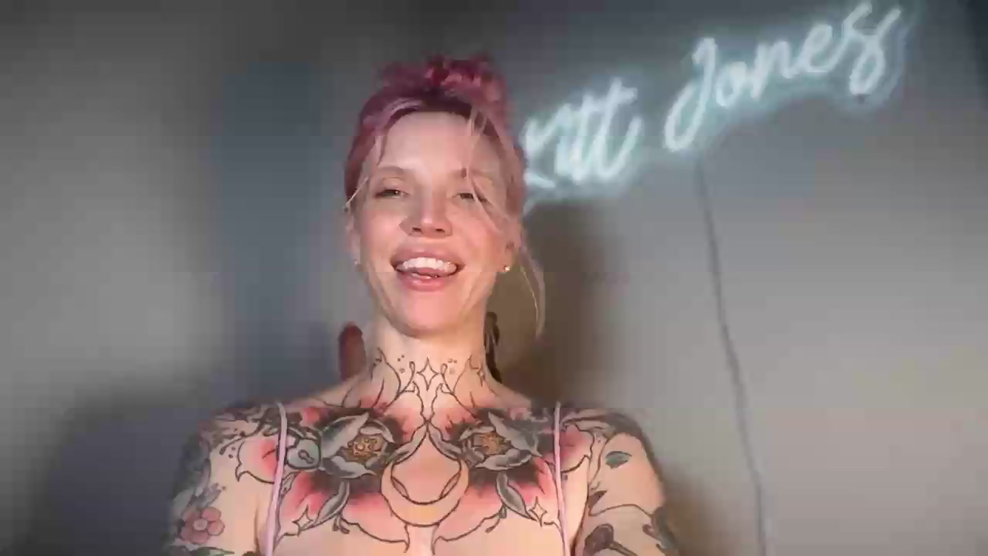 Gallery image thumbnail from Kittjones33's myfreecams stream on, 08/24/2026, 24:16 image 16 of 20