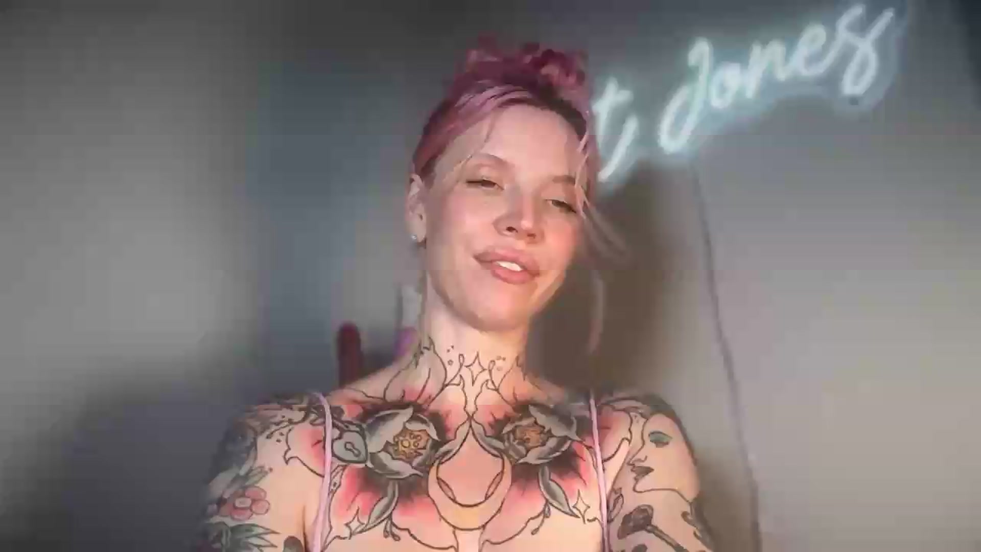 Gallery image thumbnail from Kittjones33's myfreecams stream on, 08/24/2026, 24:16 image 15 of 20