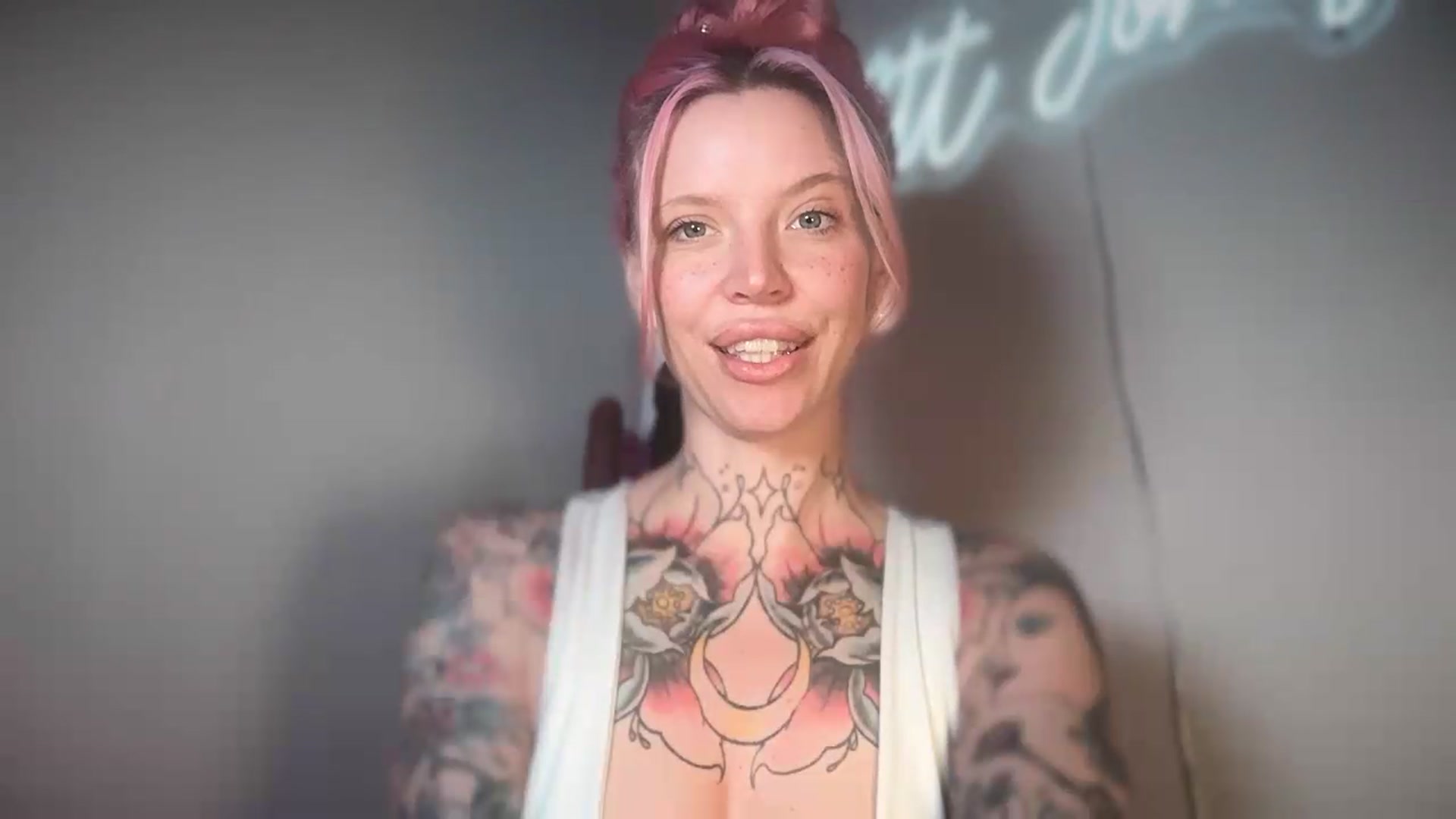 Gallery image thumbnail from Kittjones33's myfreecams stream on, 08/24/2026, 12:08 image 20 of 20