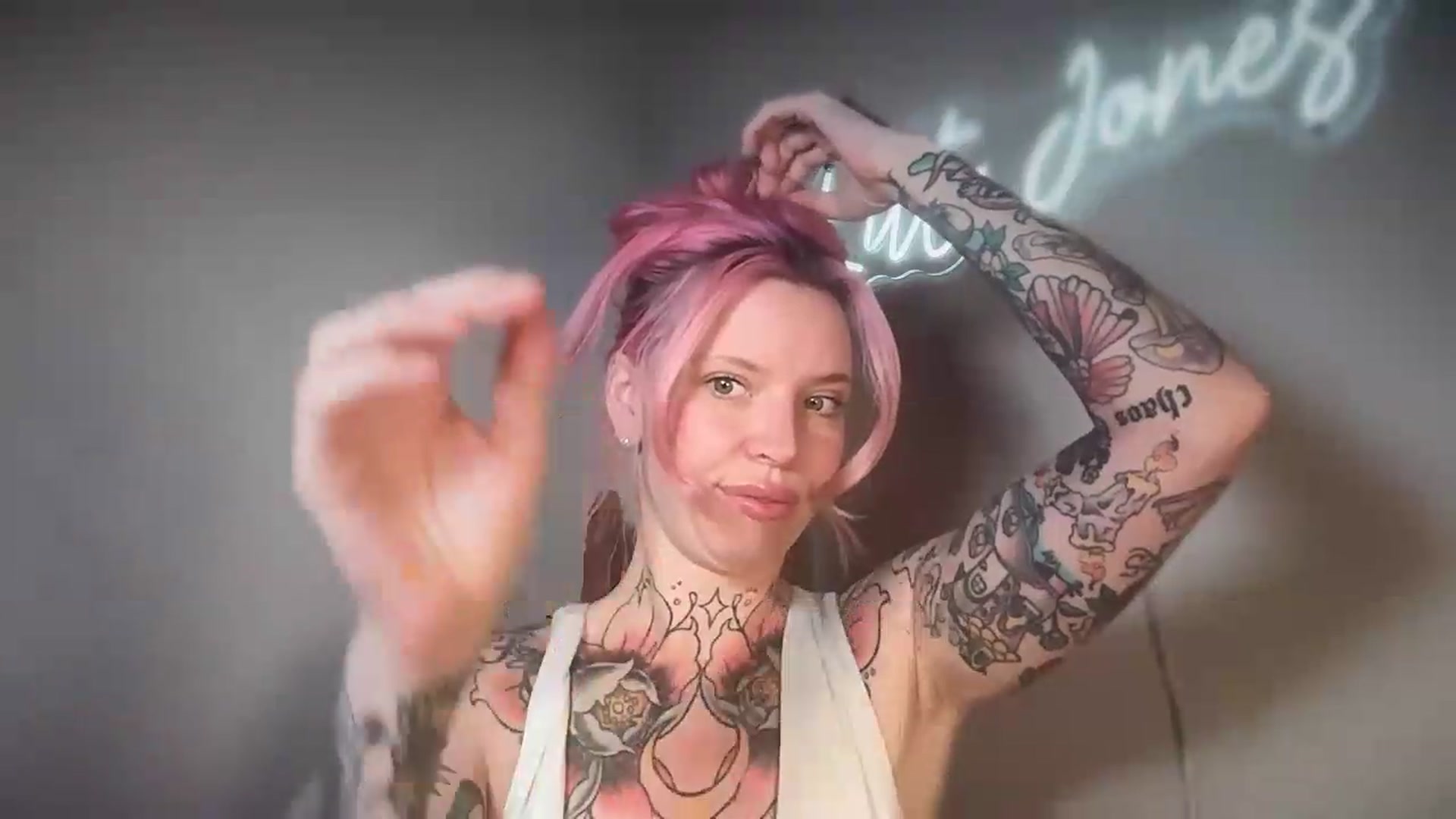 Gallery image thumbnail from Kittjones33's myfreecams stream on, 08/24/2026, 12:08 image 2 of 20