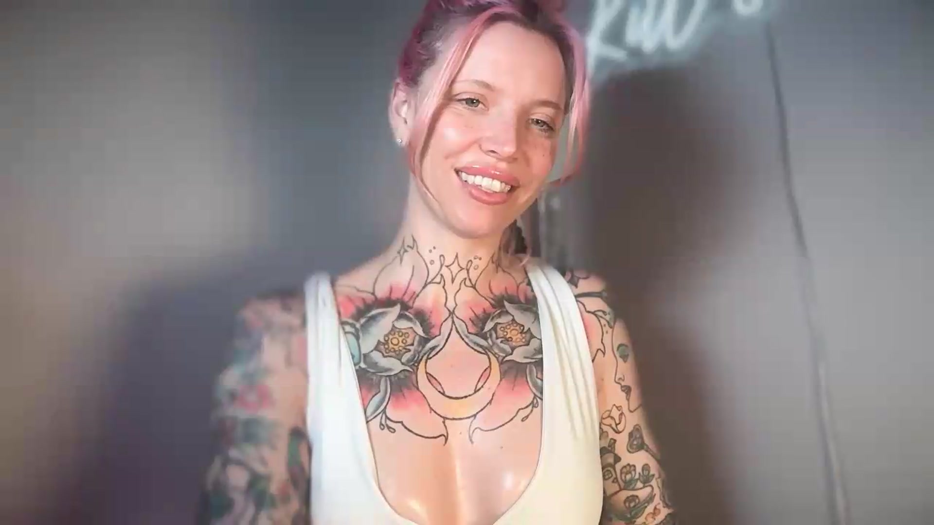Gallery image thumbnail from Kittjones33's myfreecams stream on, 08/24/2026, 13:47 image 11 of 20