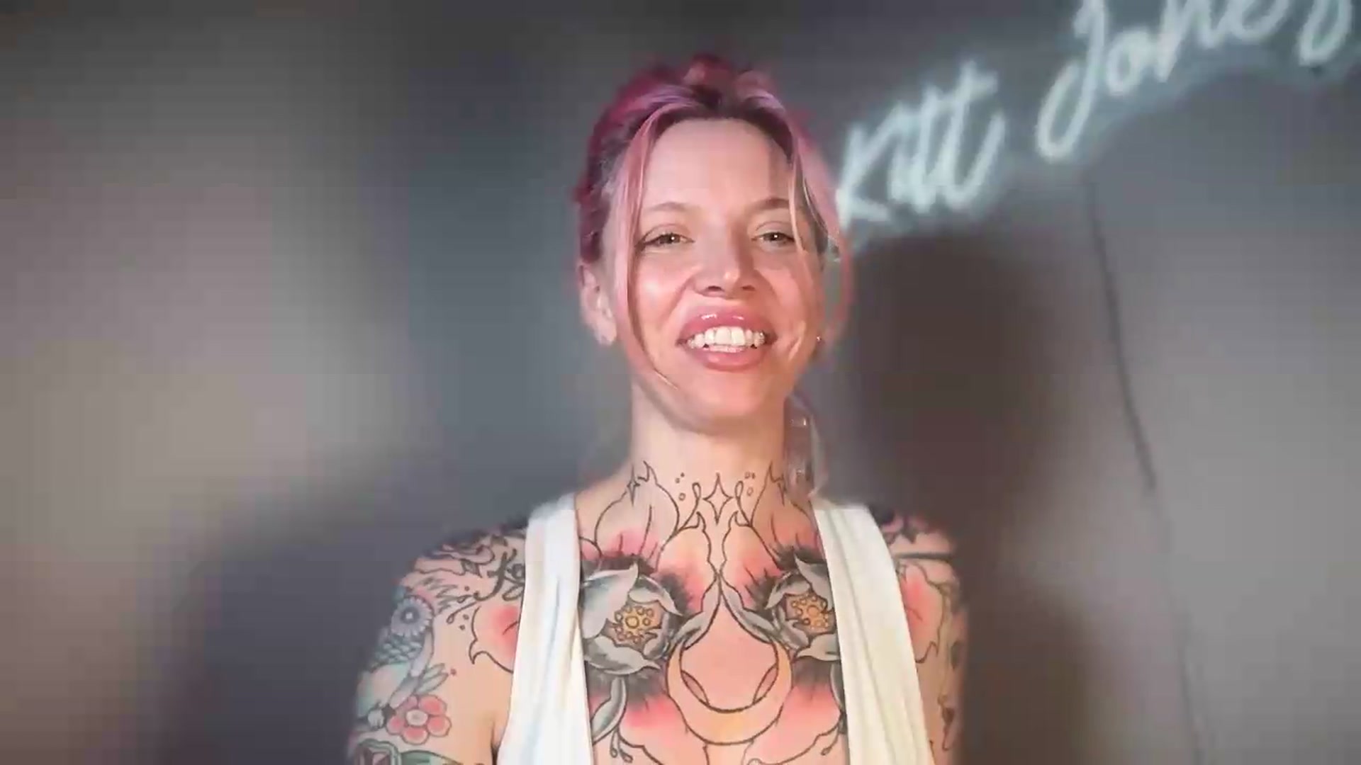 Gallery image thumbnail from Kittjones33's myfreecams stream on, 08/24/2026, 13:47 image 18 of 20