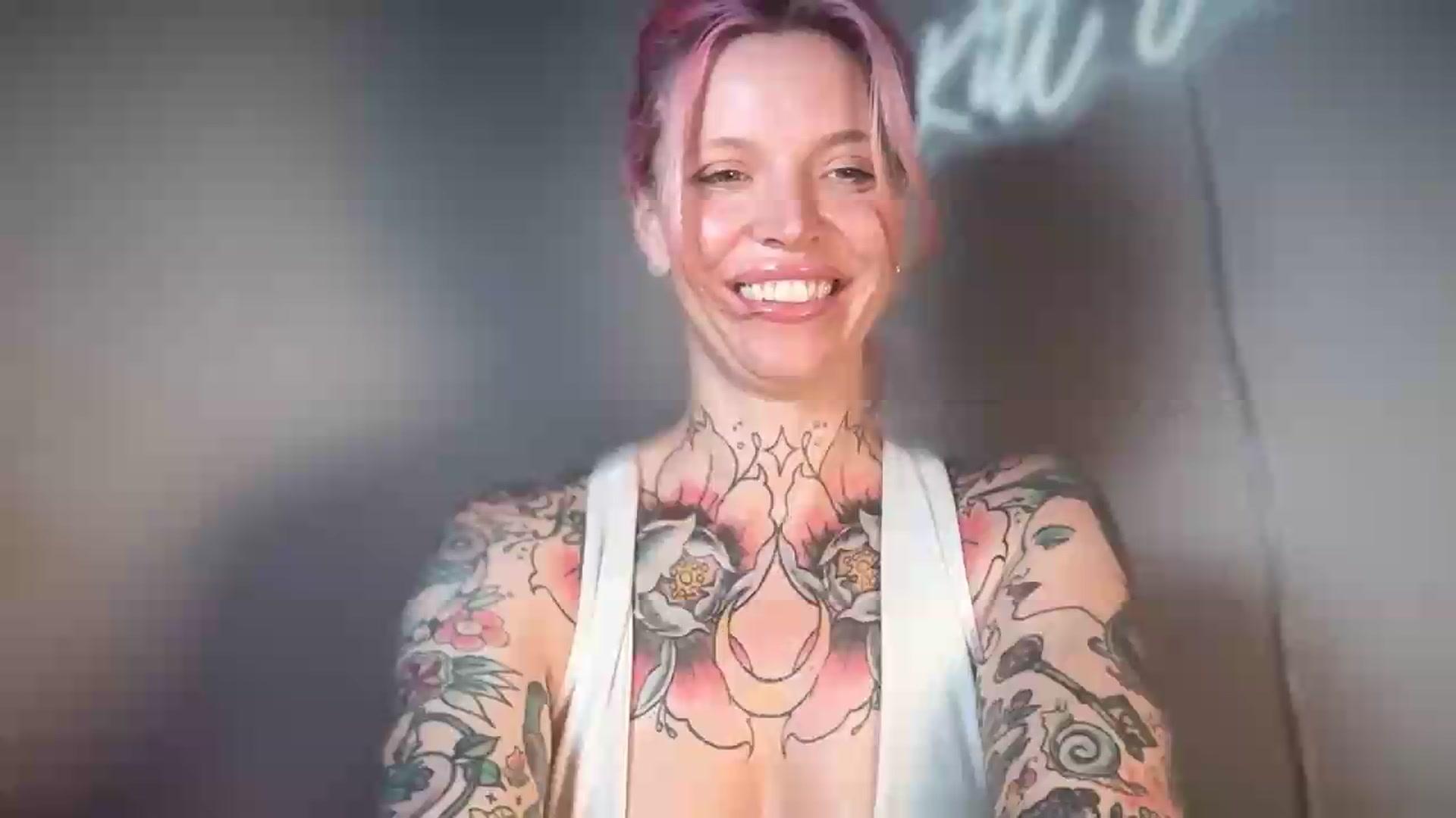 Gallery image thumbnail from Kittjones33's myfreecams stream on, 08/24/2026, 13:47 image 1 of 20