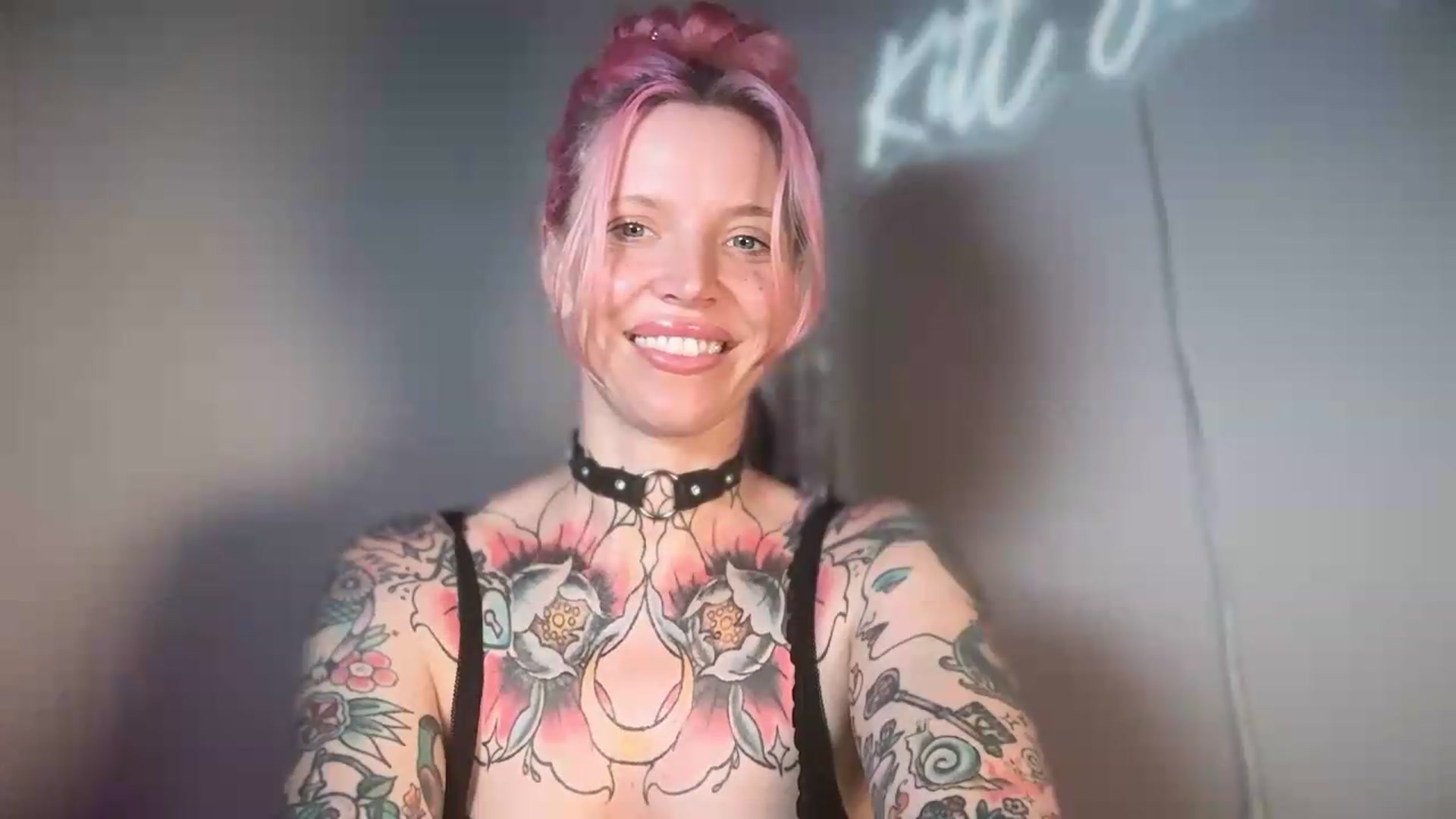 Gallery image thumbnail from Kittjones33's myfreecams stream on, 08/24/2026, 14:13 image 16 of 20