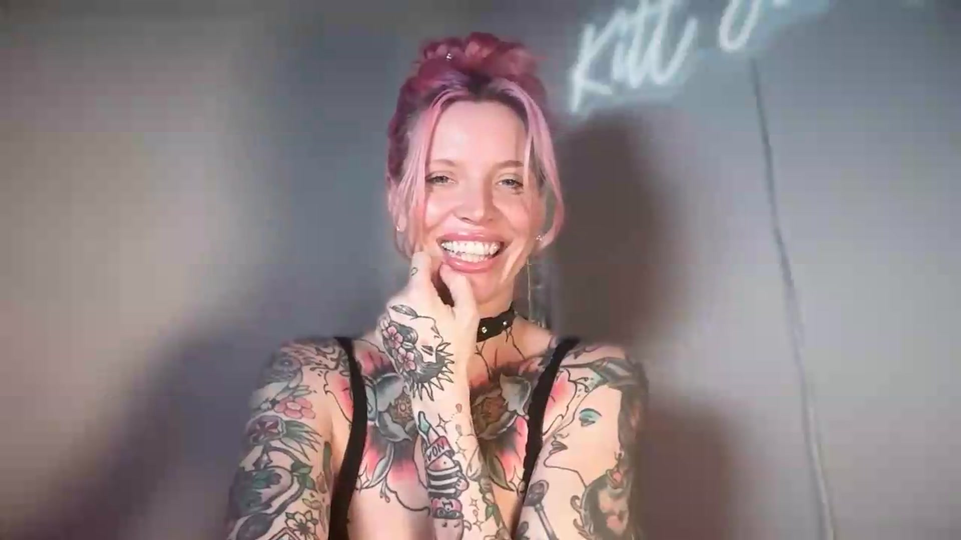 Gallery image thumbnail from Kittjones33's myfreecams stream on, 08/24/2026, 14:13 image 18 of 20