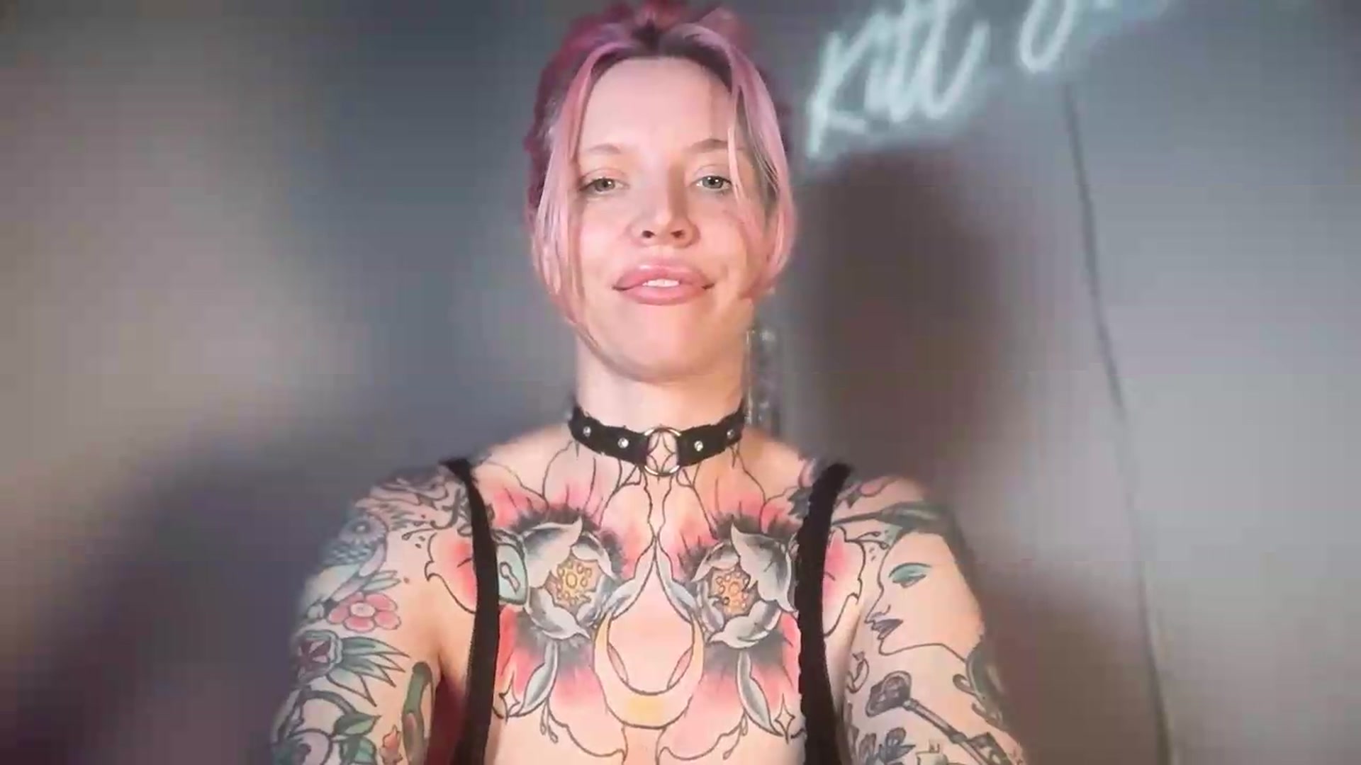 Gallery image thumbnail from Kittjones33's myfreecams stream on, 08/24/2026, 14:13 image 15 of 20
