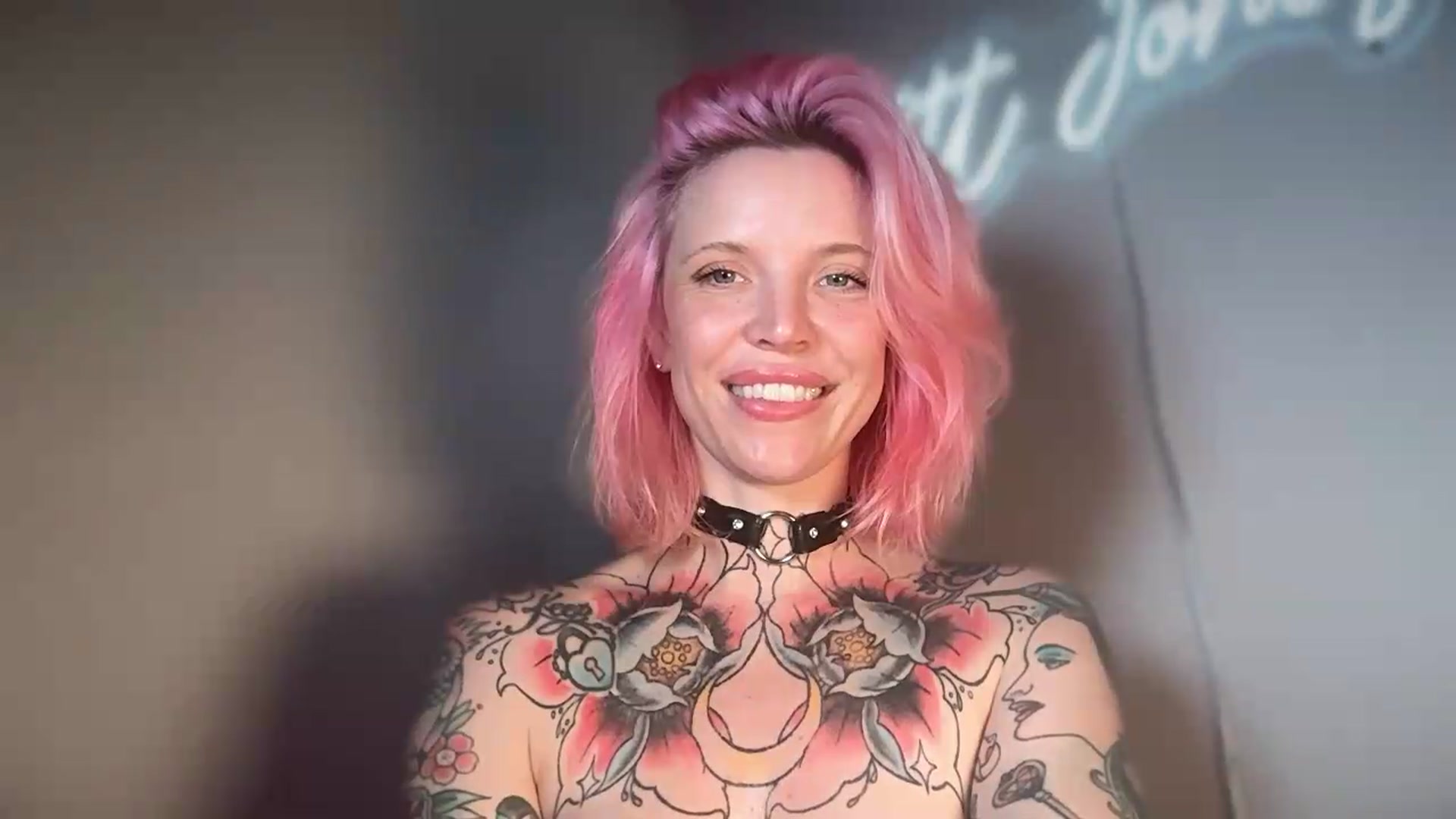 Gallery image thumbnail from Kittjones33's myfreecams stream on, 08/25/2026, 24:01 image 18 of 20