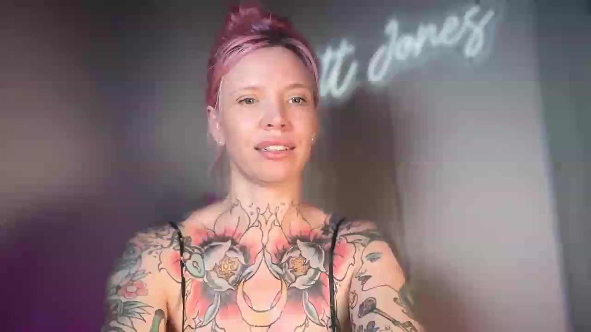 Gallery image thumbnail from Kittjones33's myfreecams stream on, 08/25/2026, 13:50 image 1 of 20
