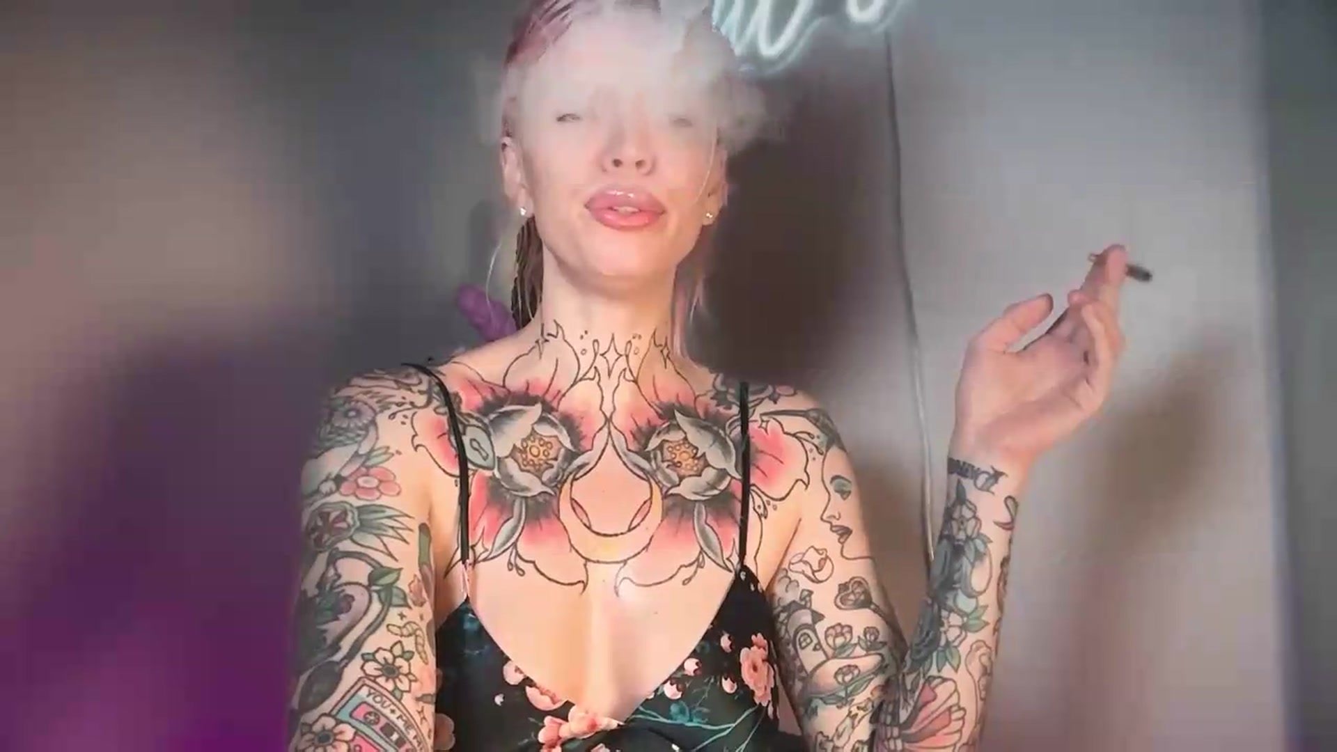 Gallery image thumbnail from Kittjones33's myfreecams stream on, 08/25/2026, 13:50 image 9 of 20
