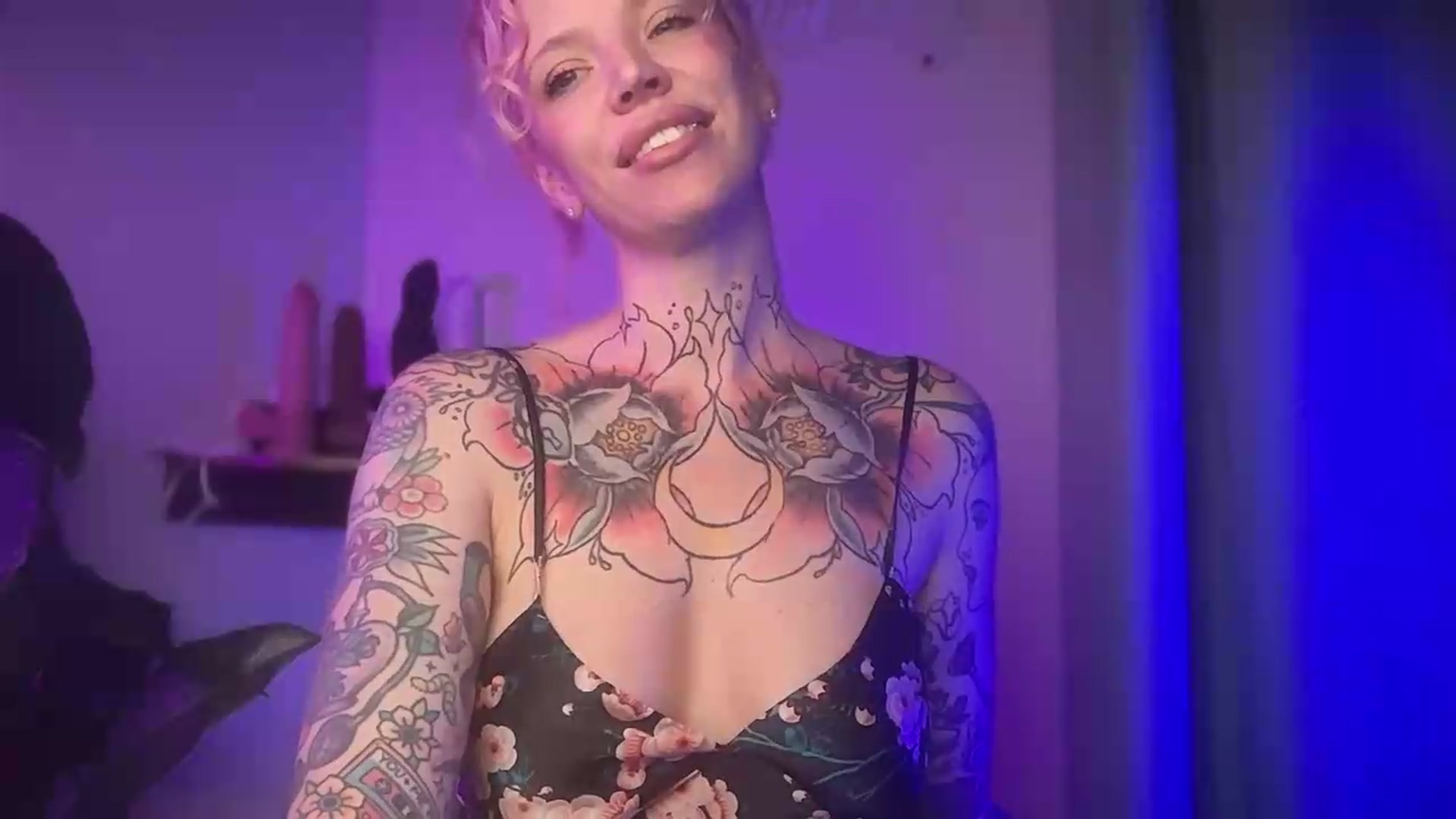 Gallery image thumbnail from Kittjones33's myfreecams stream on, 08/27/2026, 12:40 image 5 of 20