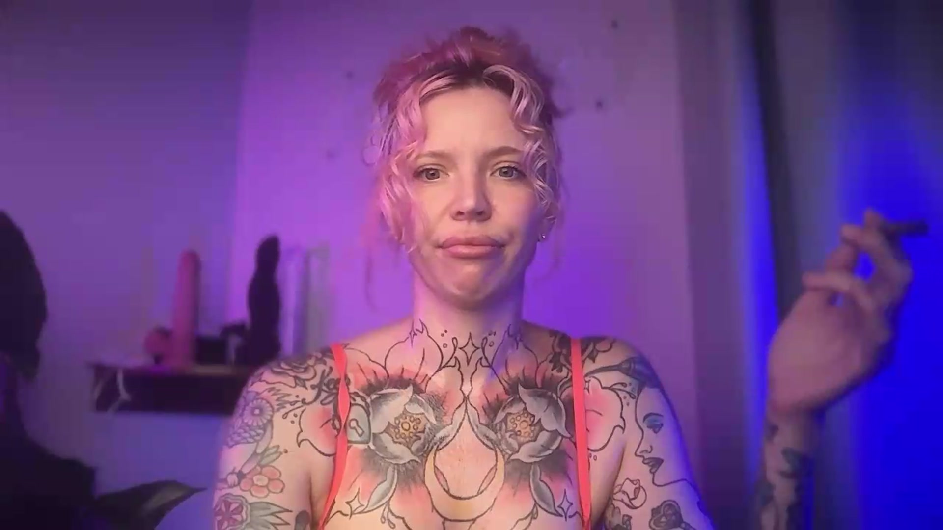 Gallery image thumbnail from Kittjones33's myfreecams stream on, 08/27/2026, 14:43 image 2 of 20
