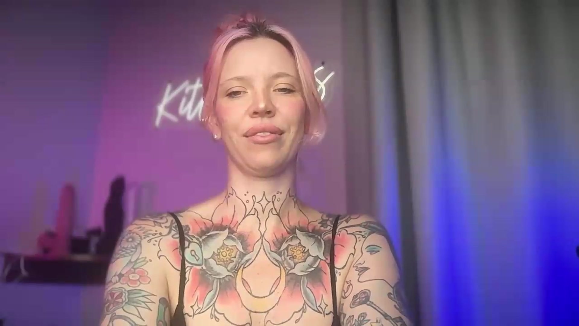 Gallery image thumbnail from Kittjones33's myfreecams stream on, 08/28/2026, 07:38 image 4 of 20