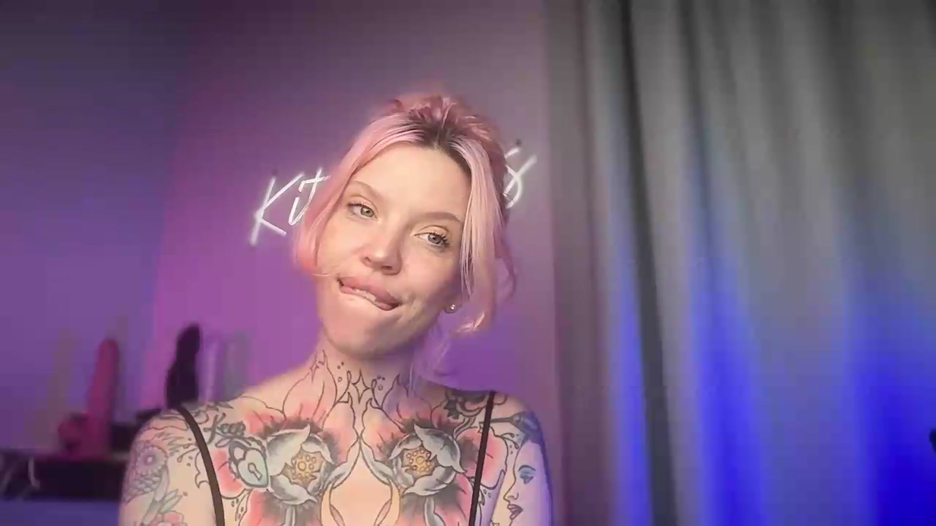Gallery image thumbnail from Kittjones33's myfreecams stream on, 08/28/2026, 07:38 image 20 of 20