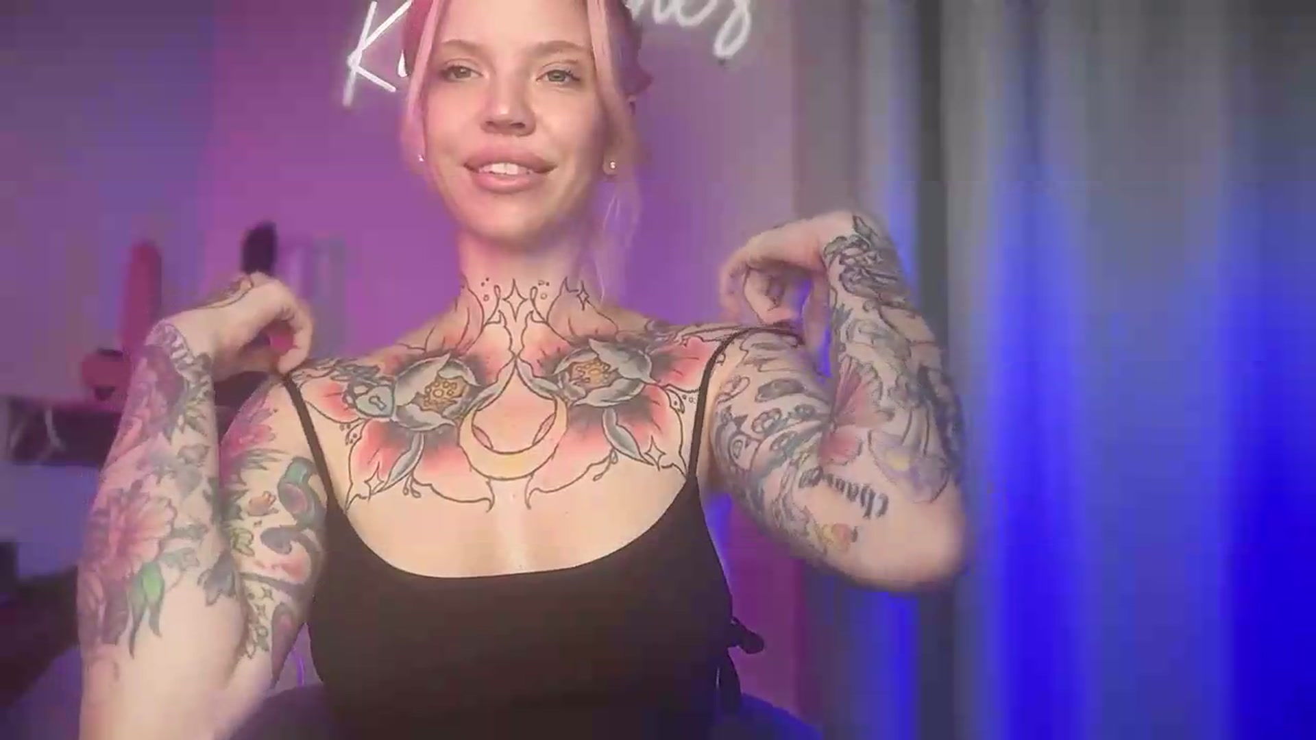 Gallery image thumbnail from Kittjones33's myfreecams stream on, 08/28/2026, 07:38 image 14 of 20