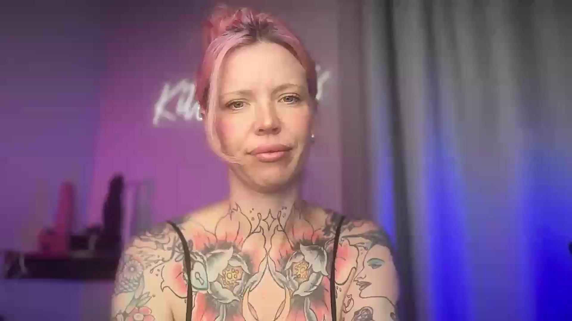 Gallery image thumbnail from Kittjones33's myfreecams stream on, 08/28/2026, 07:38 image 1 of 20