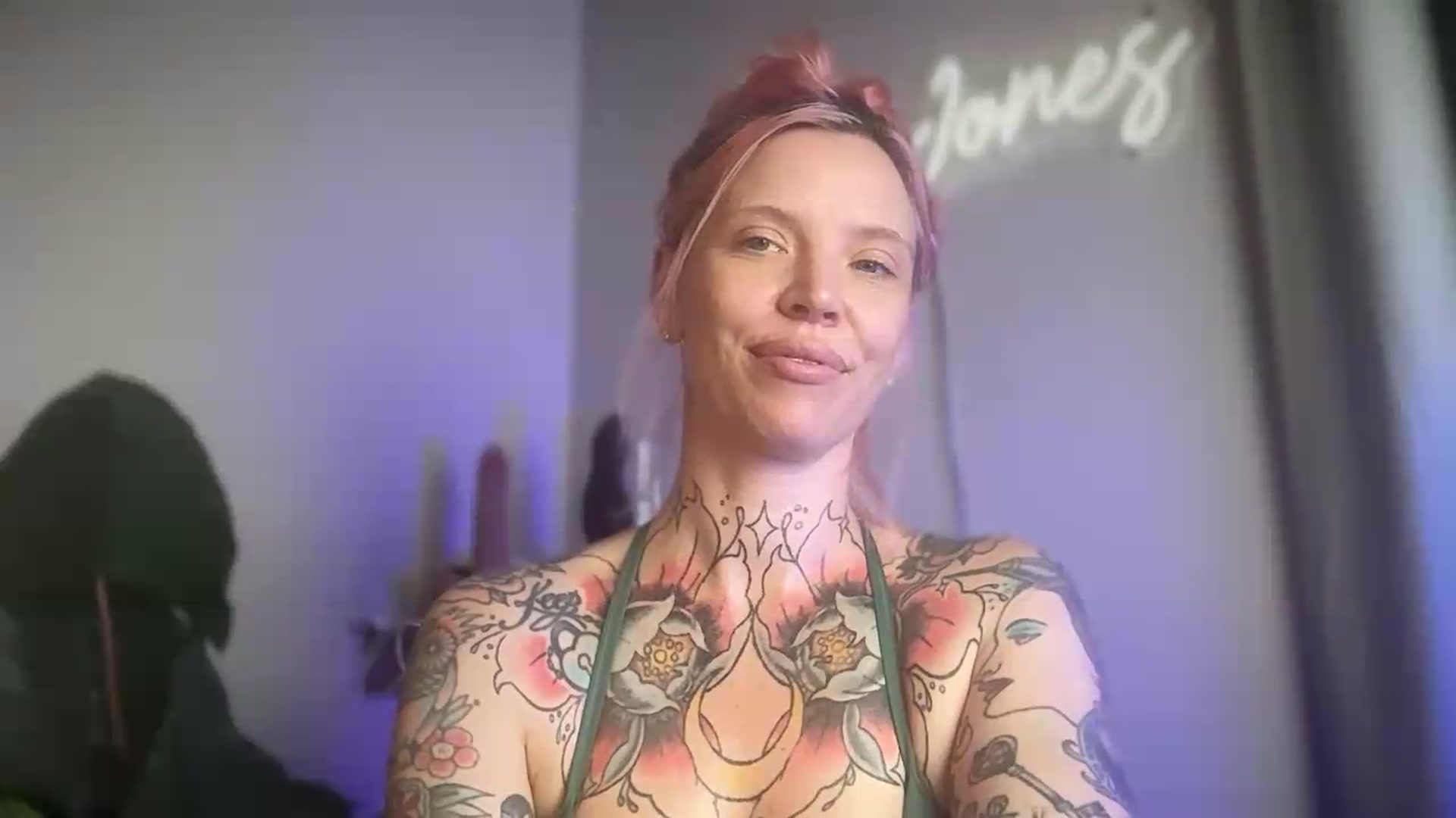 Gallery image thumbnail from Kittjones33's myfreecams stream on, 08/29/2026, 10:11 image 2 of 20