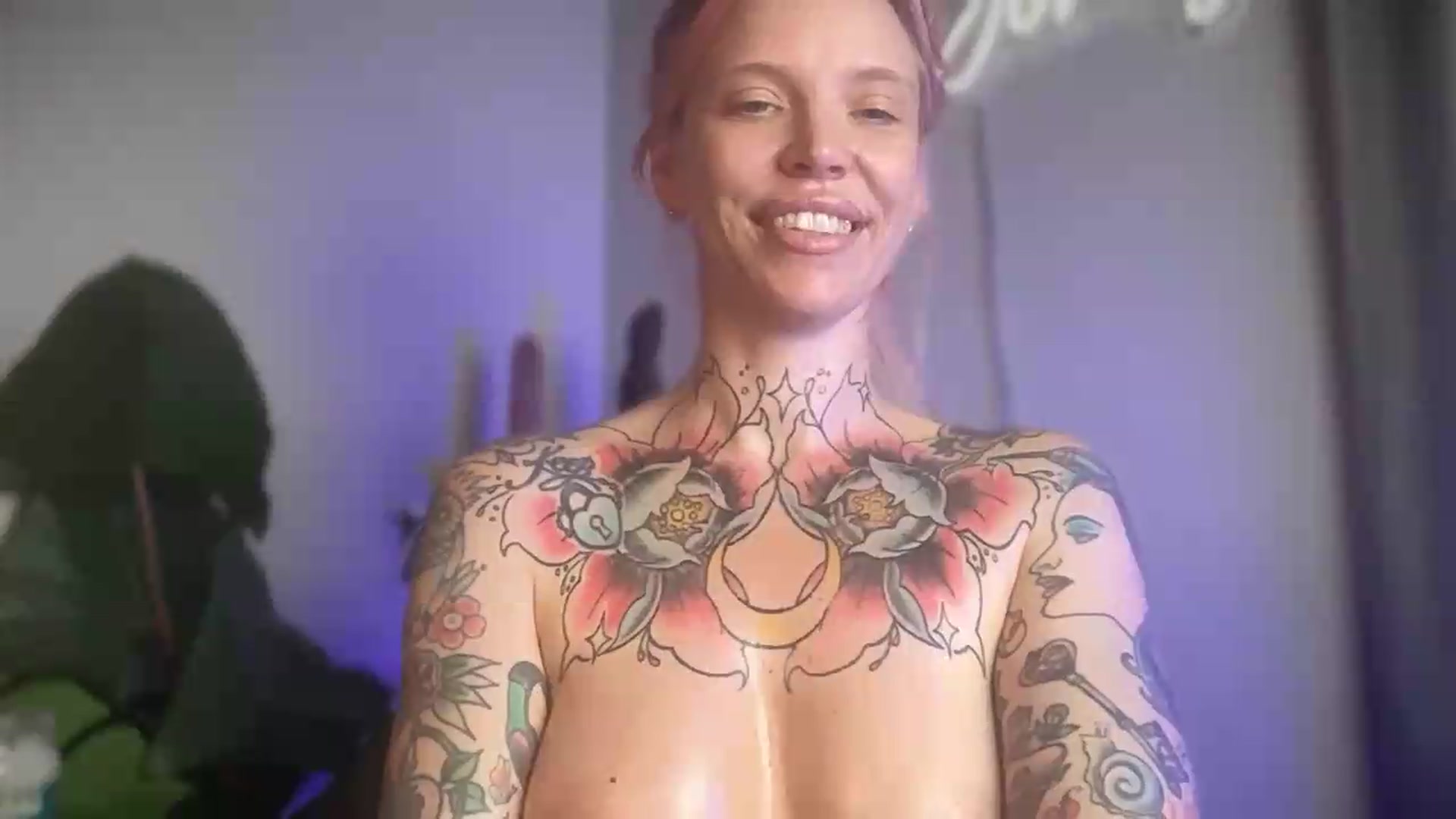 Gallery image thumbnail from Kittjones33's myfreecams stream on, 08/29/2026, 10:11 image 19 of 20