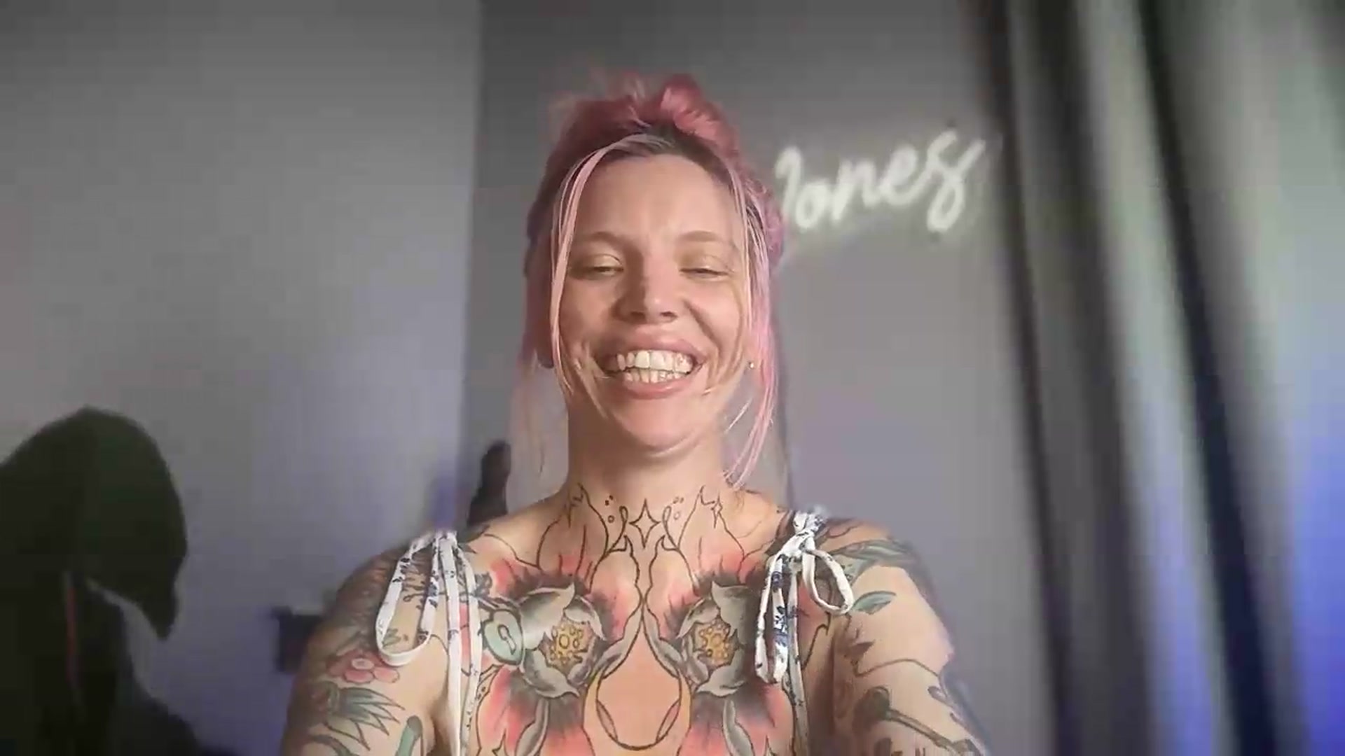 Gallery image thumbnail from Kittjones33's myfreecams stream on, 08/29/2026, 13:26 image 11 of 20