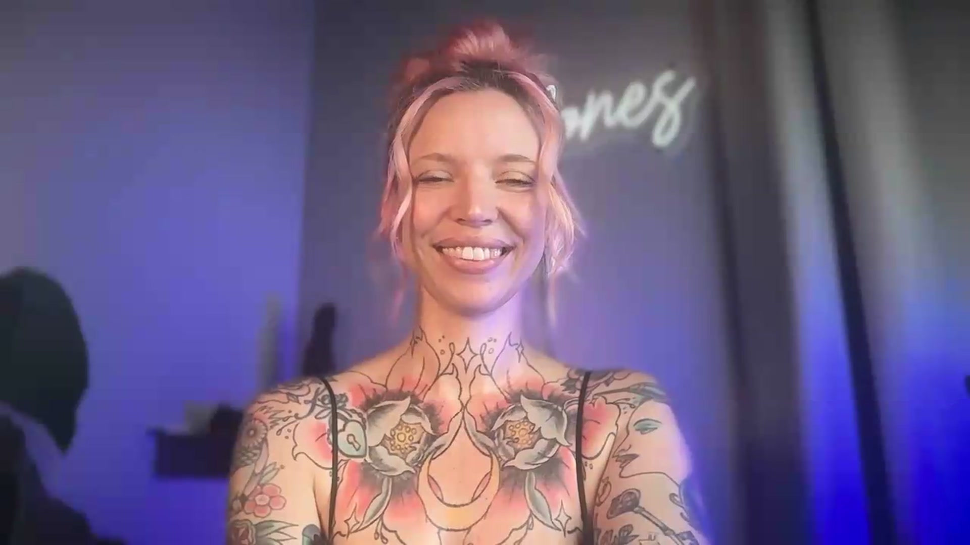 Gallery image thumbnail from Kittjones33's myfreecams stream on, 08/30/2026, 13:59 image 5 of 20