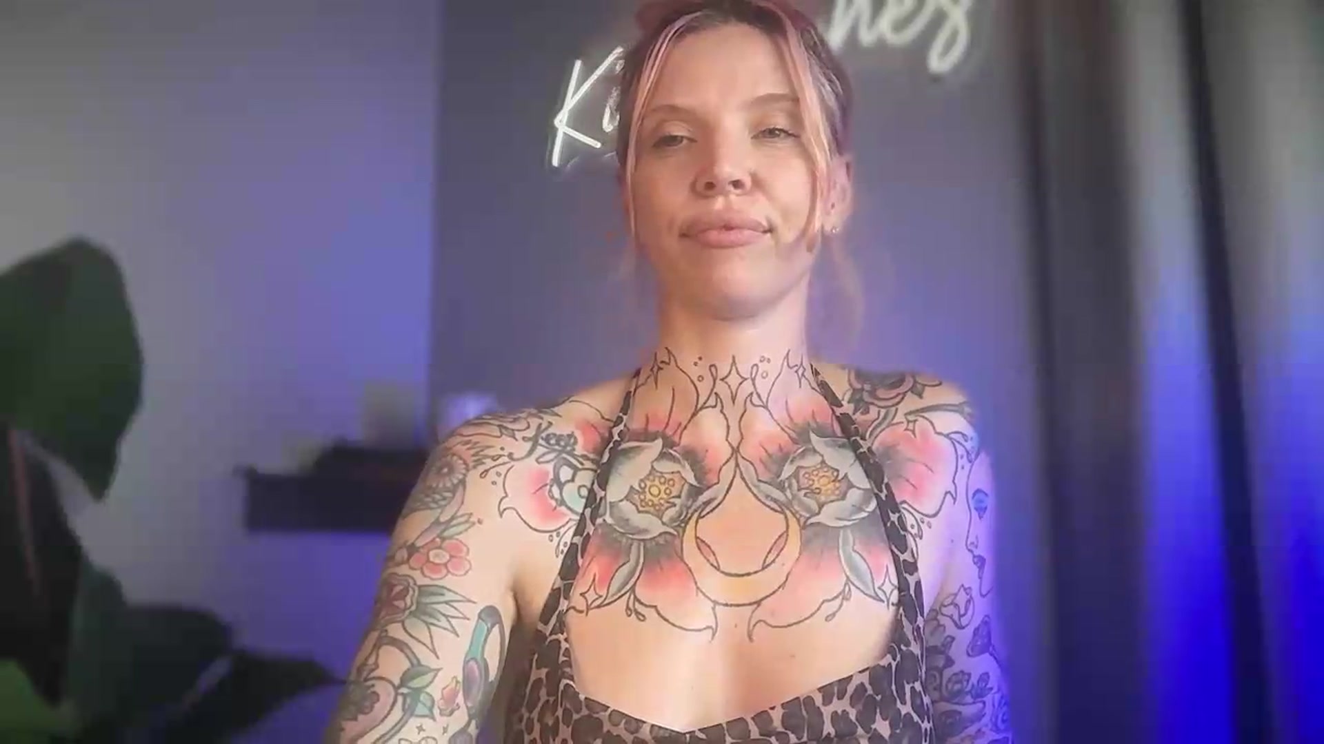 Gallery image thumbnail from Kittjones33's myfreecams stream on, 08/30/2026, 18:06 image 3 of 20