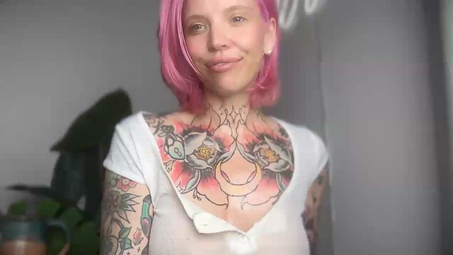 Gallery image thumbnail from Kittjones33's myfreecams stream on, 09/12/2026, 15:08 image 1 of 20