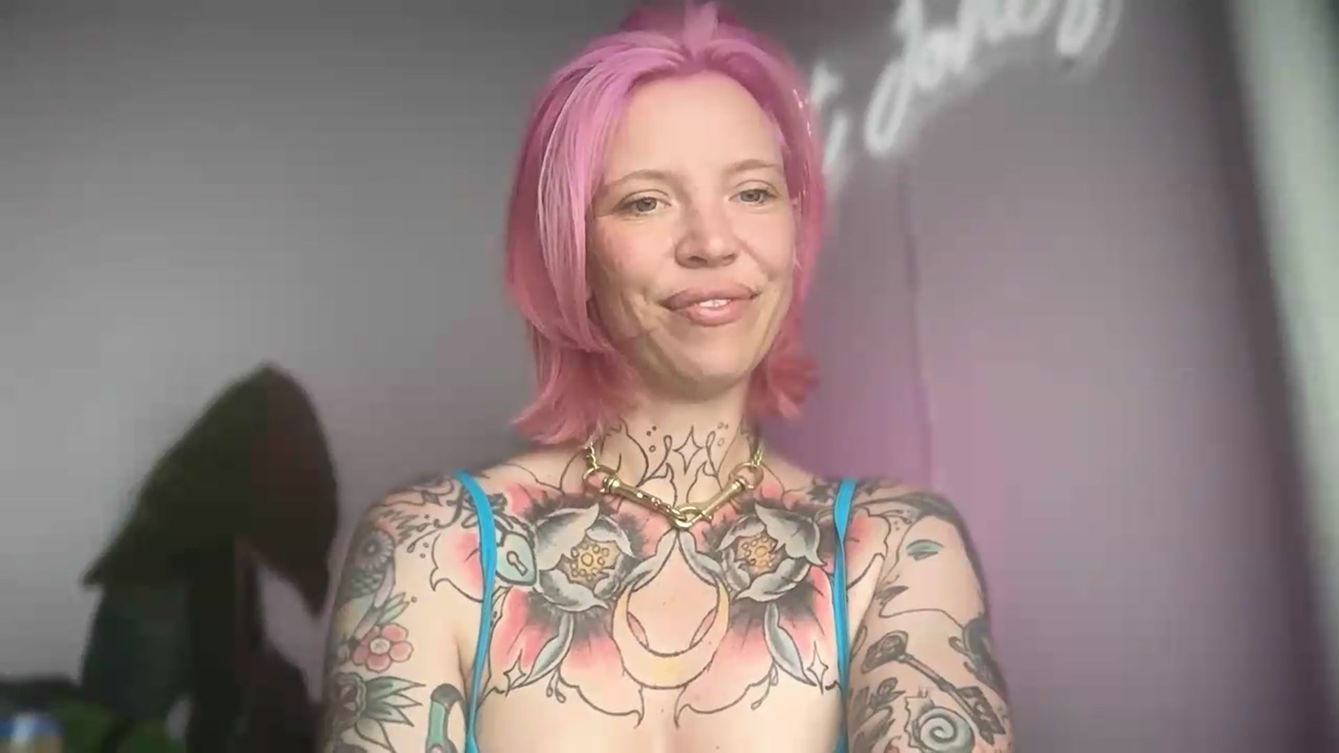 Gallery image thumbnail from Kittjones33's myfreecams stream on, 09/13/2026, 10:53 image 12 of 20