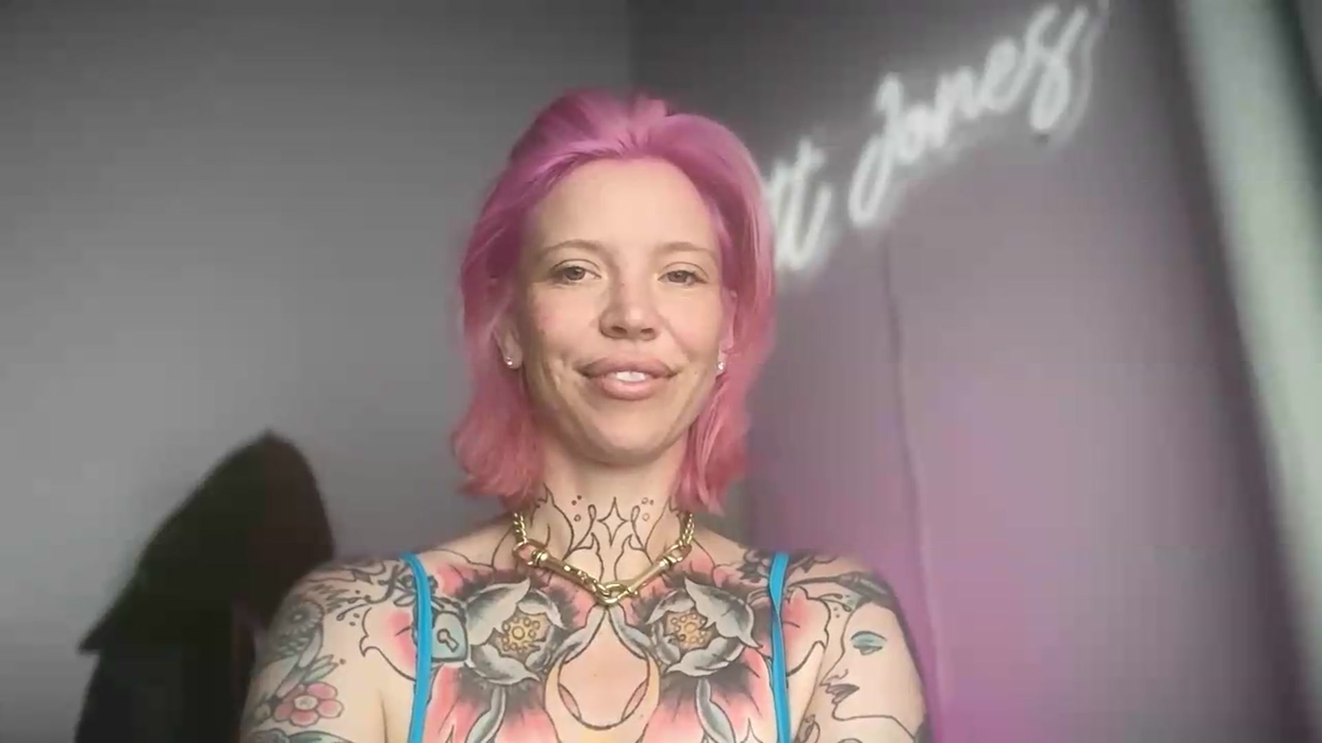 Gallery image thumbnail from Kittjones33's myfreecams stream on, 09/13/2026, 10:53 image 6 of 20