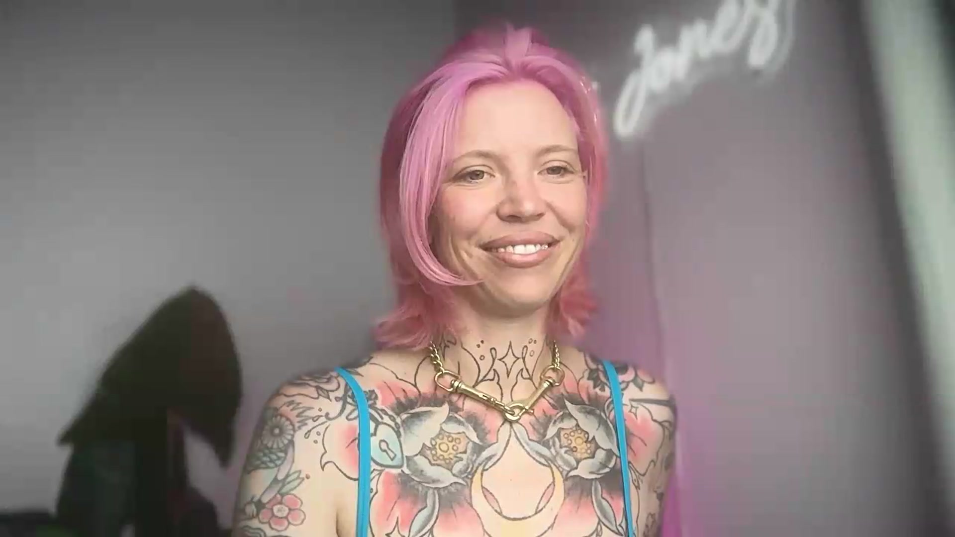 Gallery image thumbnail from Kittjones33's myfreecams stream on, 09/13/2026, 10:53 image 14 of 20