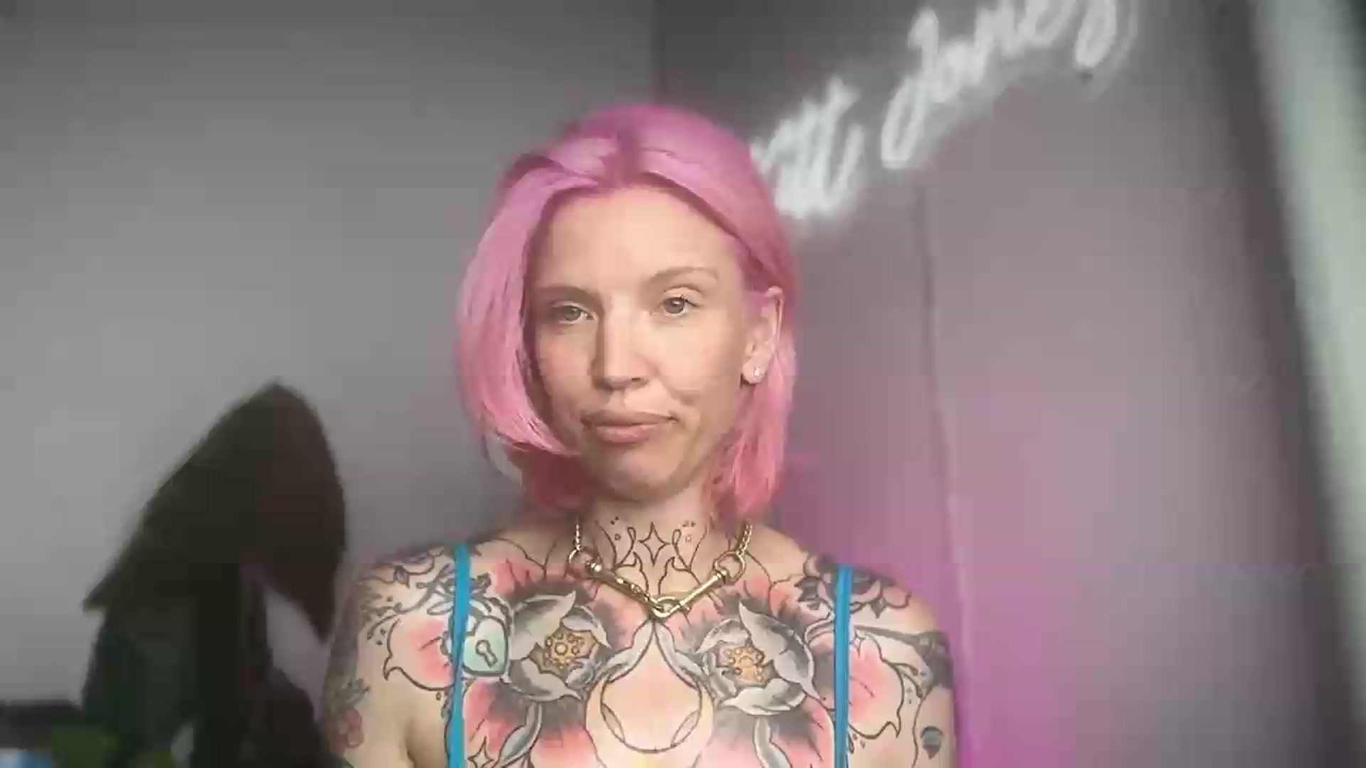 Gallery image thumbnail from Kittjones33's myfreecams stream on, 09/13/2026, 13:53 image 1 of 20