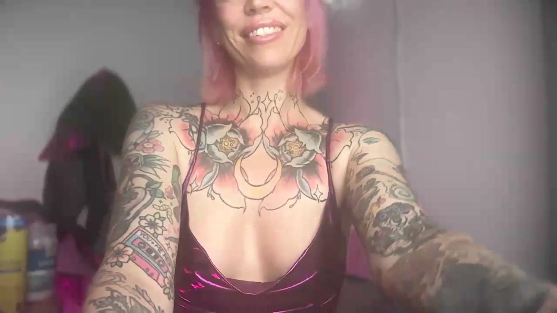 Gallery image thumbnail from Kittjones33's myfreecams stream on, 09/14/2026, 04:47 image 4 of 20