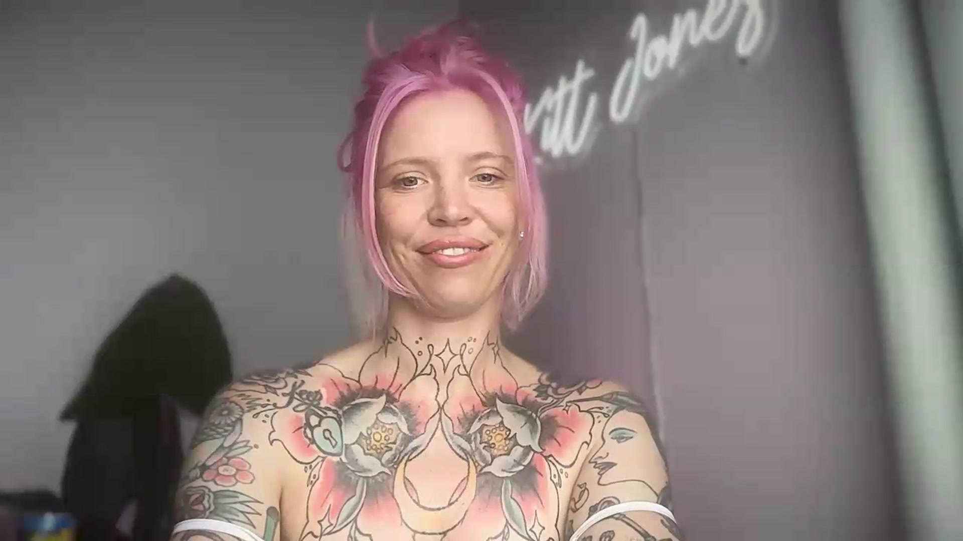 Gallery image thumbnail from Kittjones33's myfreecams stream on, 09/14/2026, 13:01 image 20 of 20