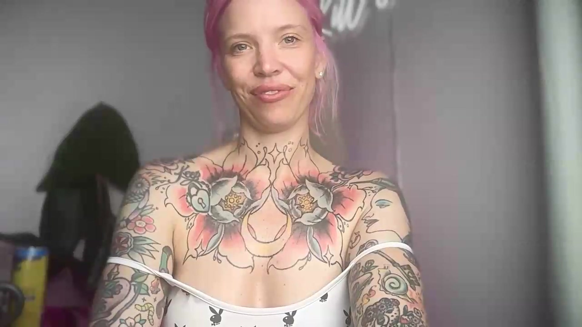 Gallery image thumbnail from Kittjones33's myfreecams stream on, 09/14/2026, 13:01 image 5 of 20