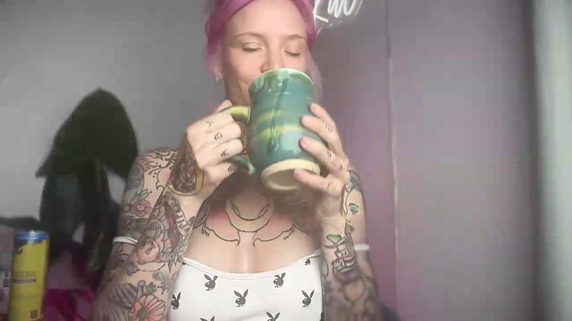 Gallery image thumbnail from Kittjones33's myfreecams stream on, 09/14/2026, 13:01 image 2 of 20