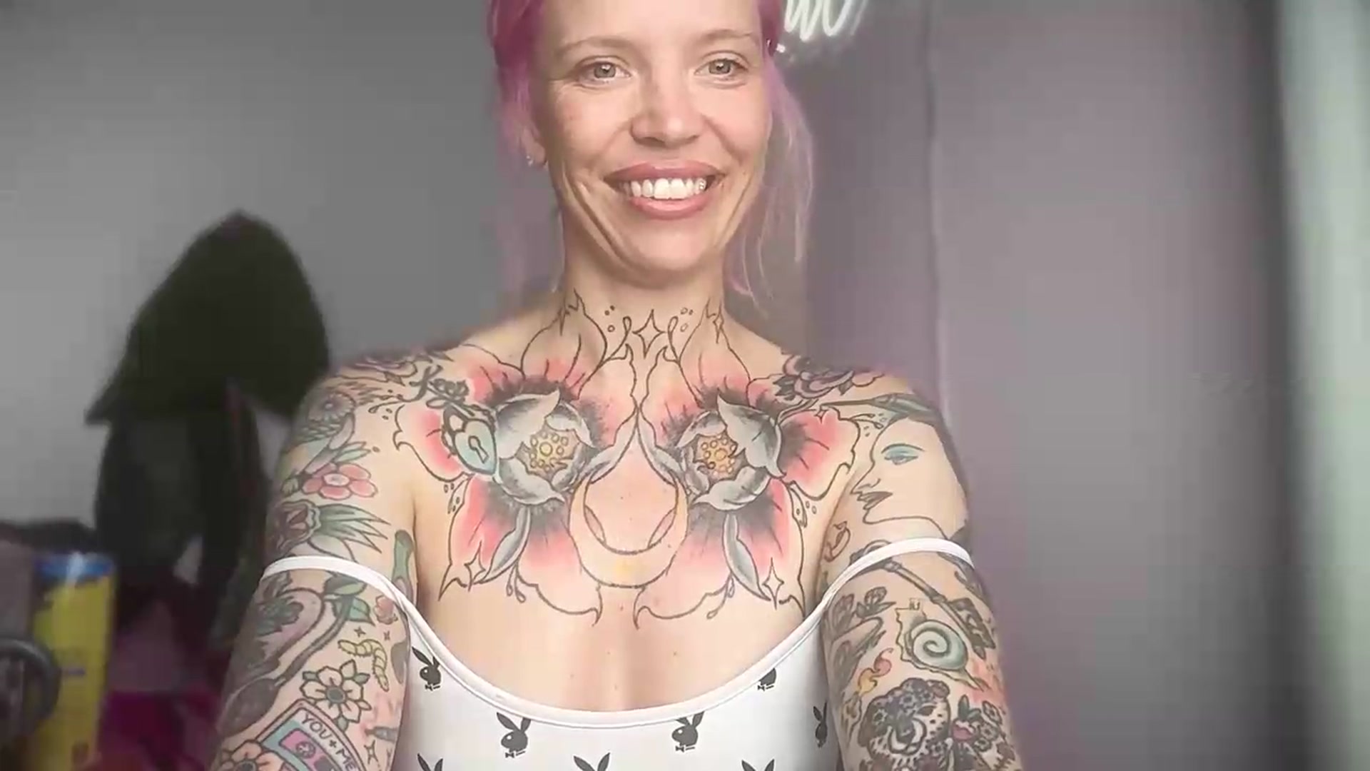 Gallery image thumbnail from Kittjones33's myfreecams stream on, 09/14/2026, 13:01 image 3 of 20