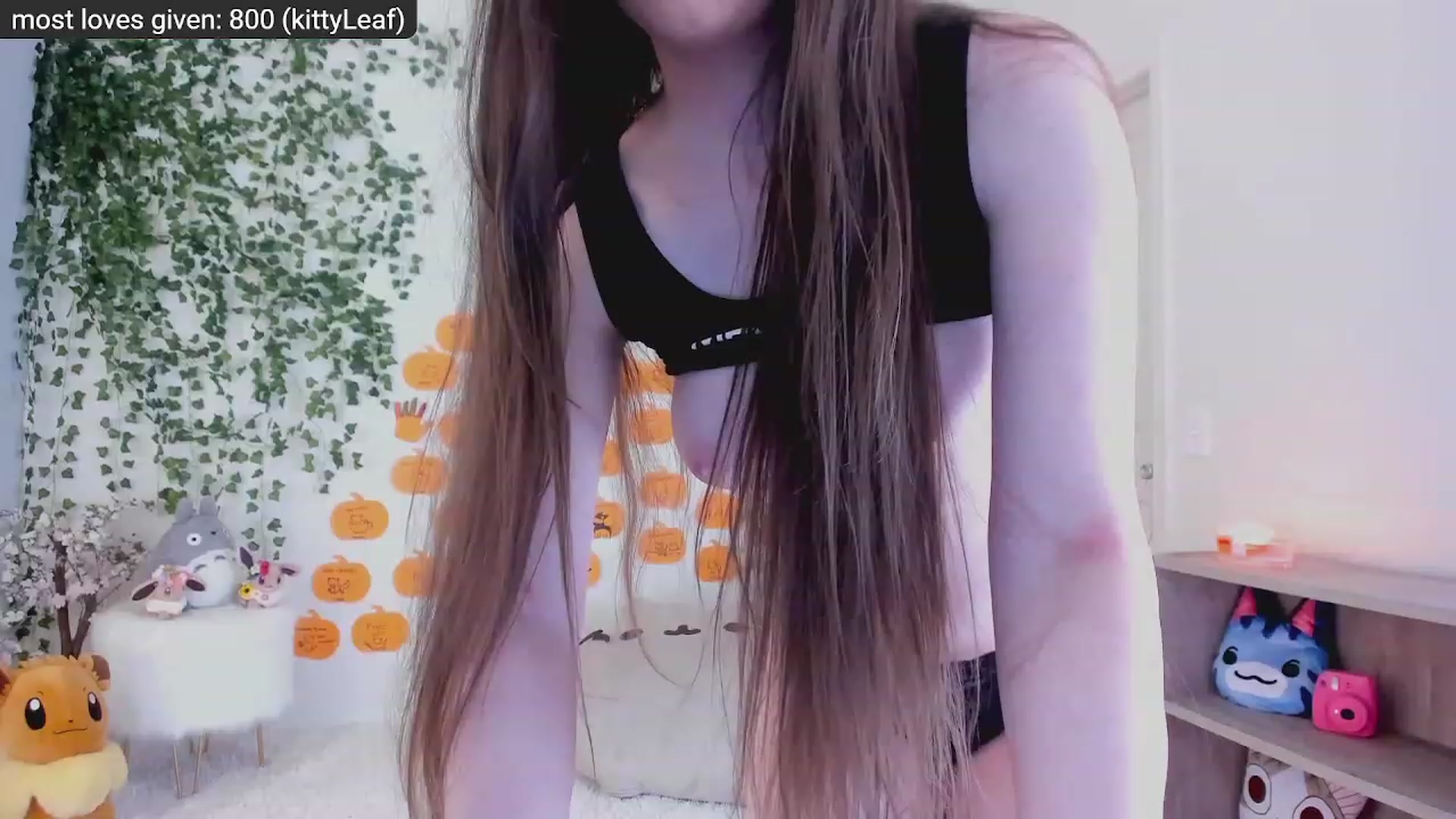 Gallery image thumbnail from Kitty's myfreecams stream on, 11/20/2022, 05:38 image 20 of 20