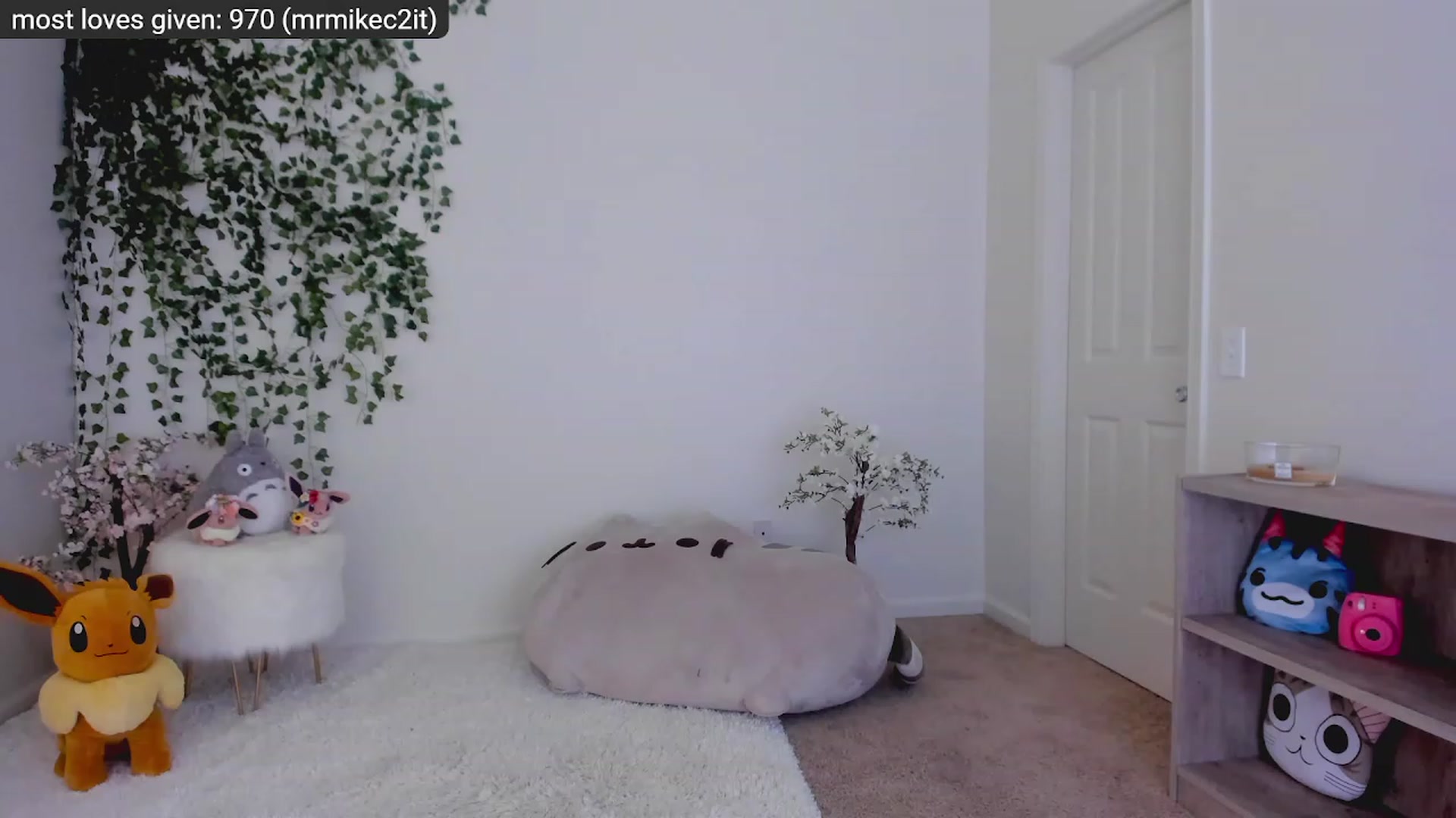 Gallery image thumbnail from Kitty's myfreecams stream on, 11/26/2022, 08:24 image 13 of 20