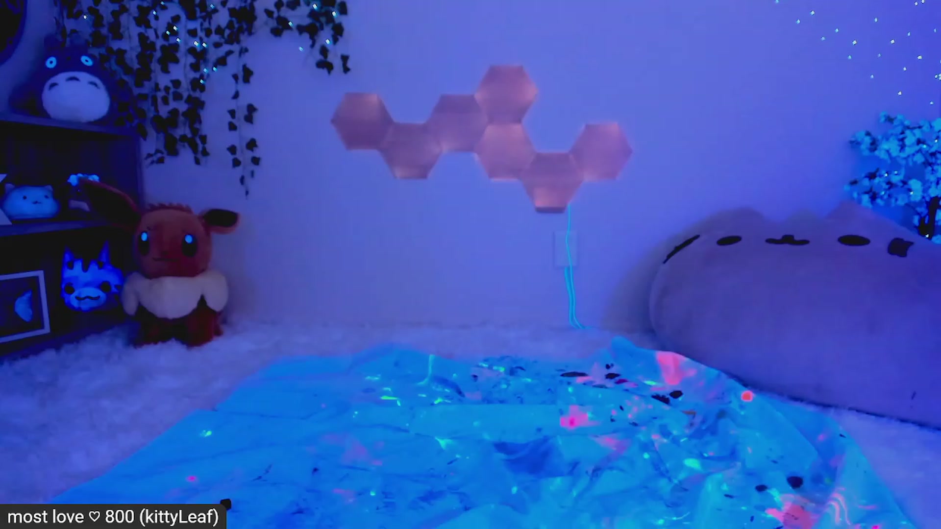 Gallery image thumbnail from Kitty's myfreecams stream on, 03/11/2023, 07:50 image 4 of 20