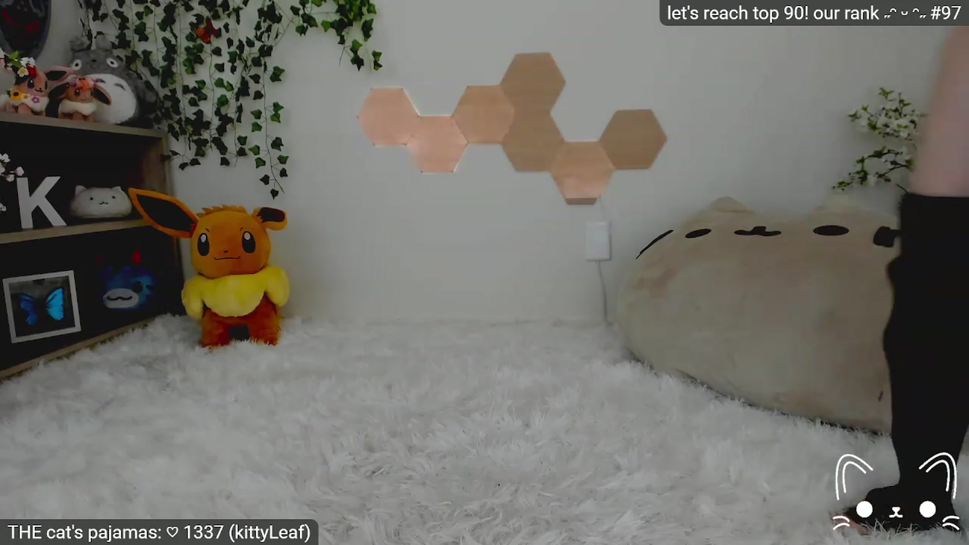 Gallery image thumbnail from Kitty's myfreecams stream on, 04/01/2023, 05:55 image 20 of 20