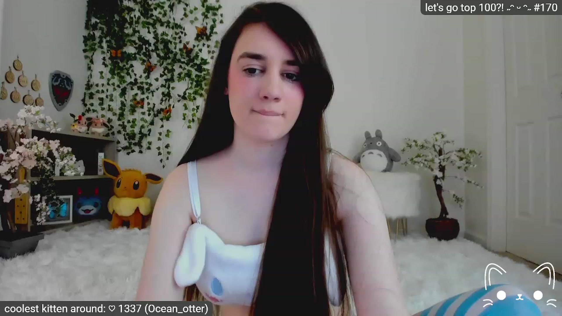 Gallery image thumbnail from Kitty's myfreecams stream on, 05/23/2023, 04:53 image 10 of 20