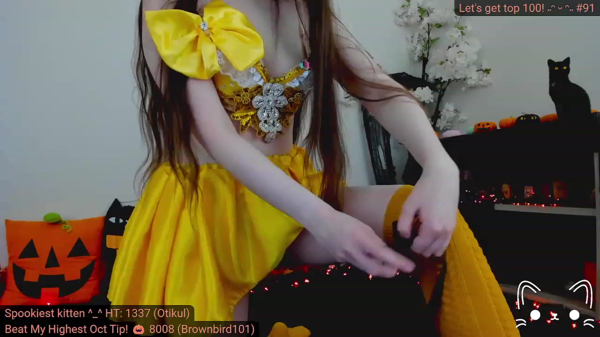 Gallery image thumbnail from Kitty's myfreecams stream on, 10/30/2023, 05:27 image 17 of 20
