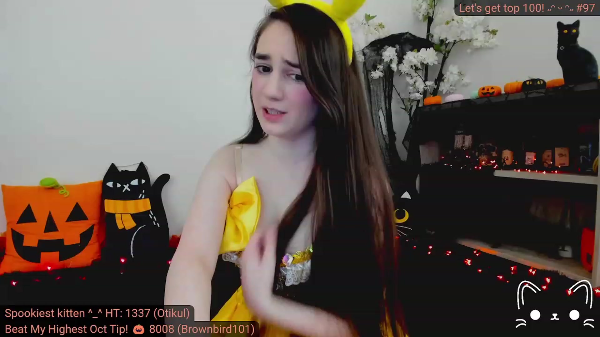 Gallery image thumbnail from Kitty's myfreecams stream on, 10/30/2023, 05:27 image 10 of 20