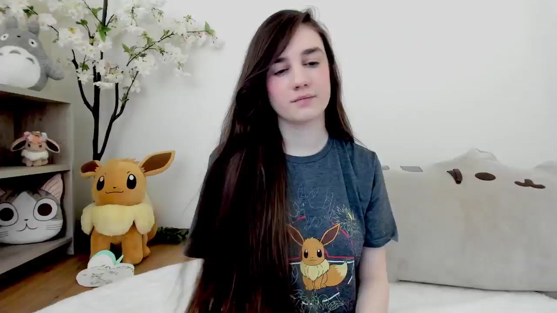 Gallery image thumbnail from Kitty's myfreecams stream on, 03/01/2024, 08:07 image 17 of 20