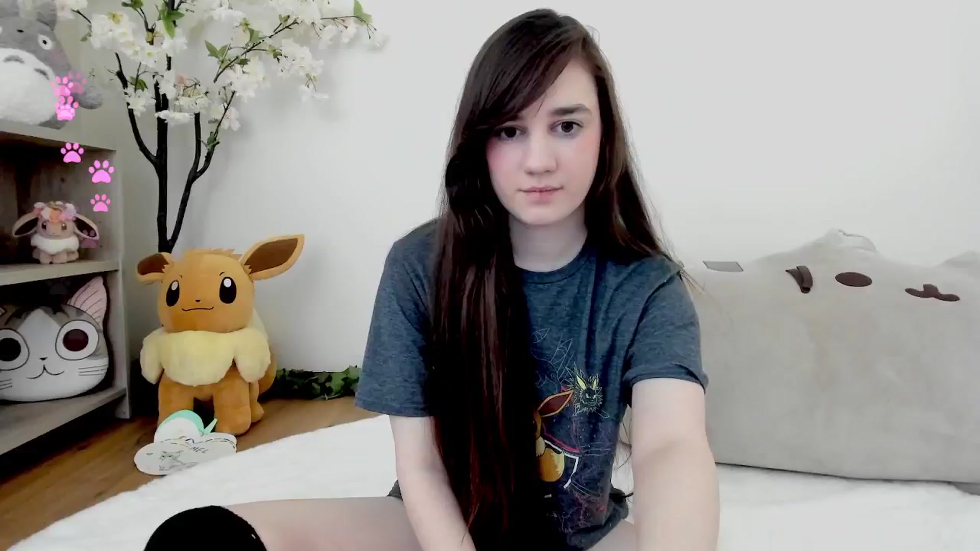 Gallery image thumbnail from Kitty's myfreecams stream on, 03/01/2024, 08:07 image 14 of 20
