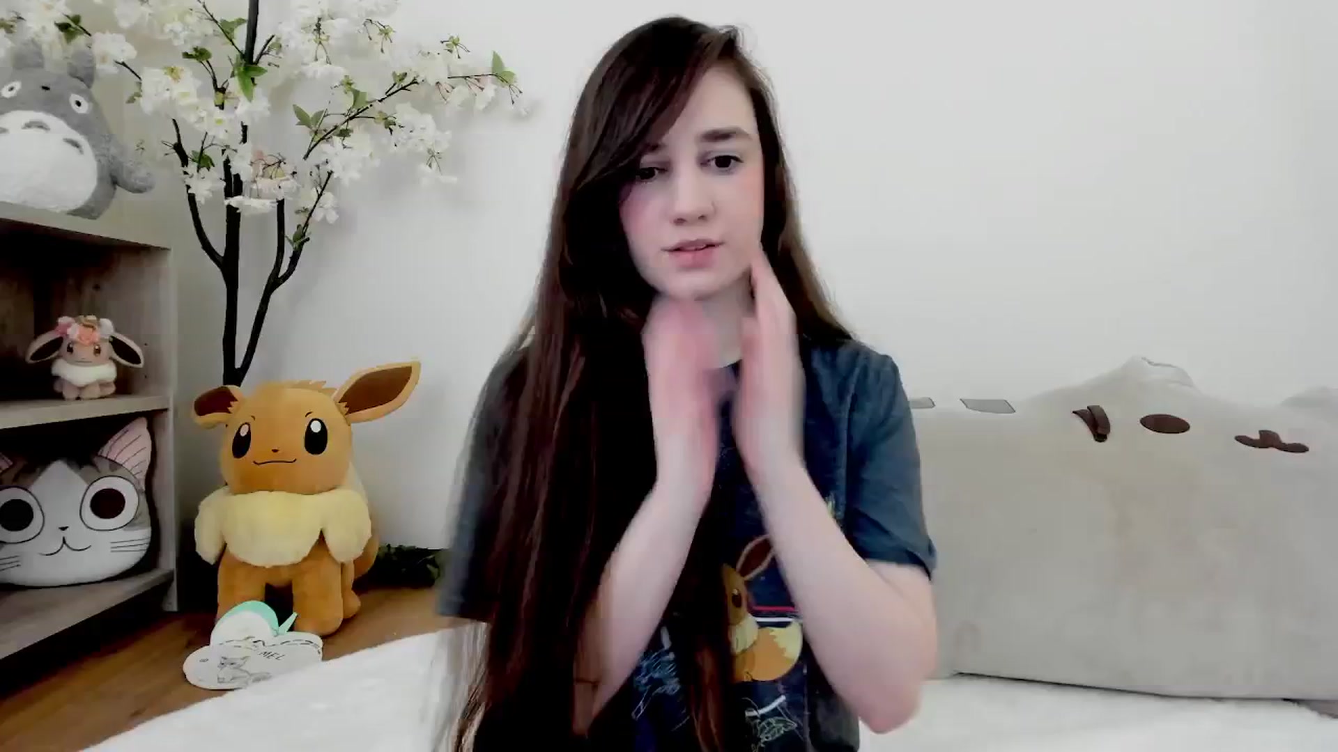 Gallery image thumbnail from Kitty's myfreecams stream on, 03/01/2024, 08:07 image 18 of 20